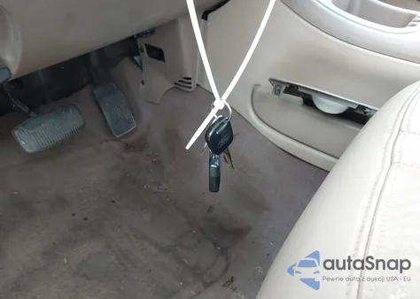 2000 Ford Expedition Eddie Bauer z USA, uszkodzony, nr VIN 1FMPU18L9YLA74112